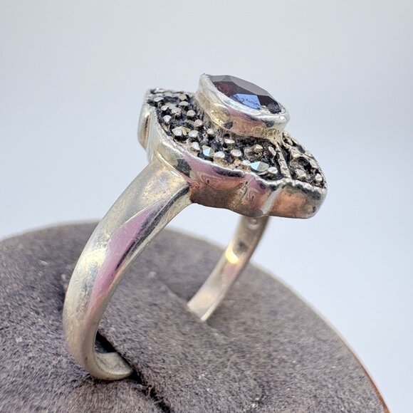 VTG Sterling Silver 925 Teardrop Garnet & Marcasite Statement Ring Size 7.75 - Picture 2 of 8